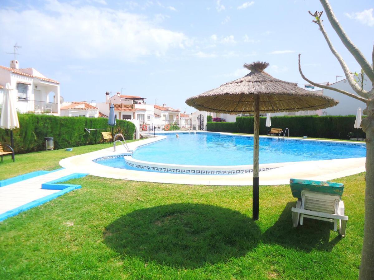 Peperent Casa Pino Villa เนร์คา ภายนอก รูปภาพ